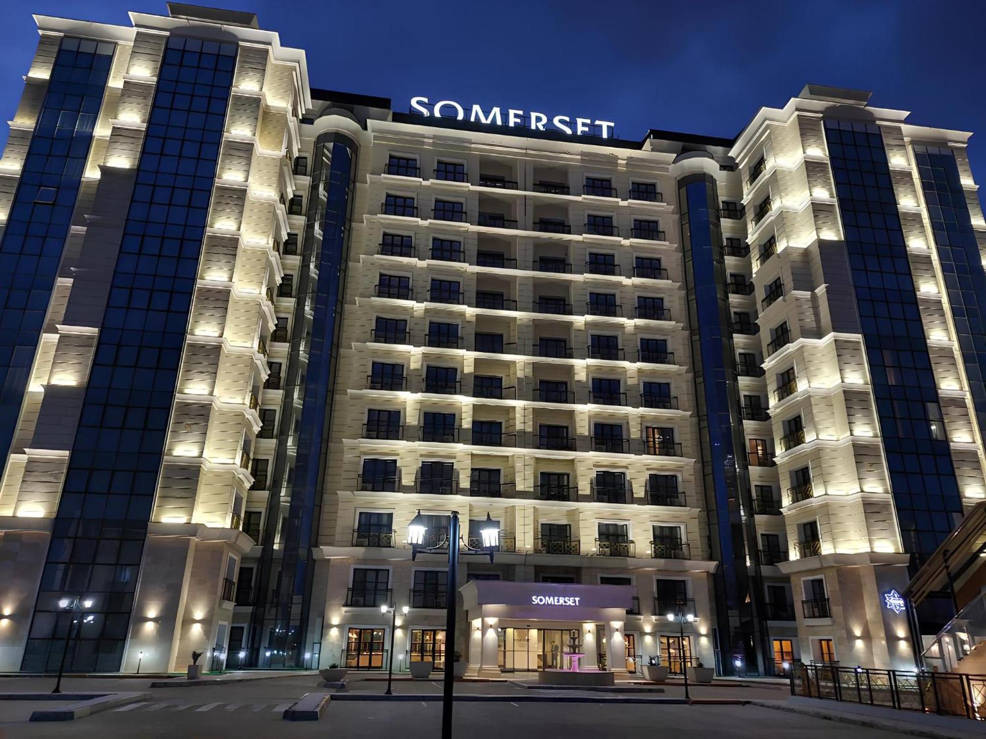 Somerset City Centre Atyrau Bagian luar foto